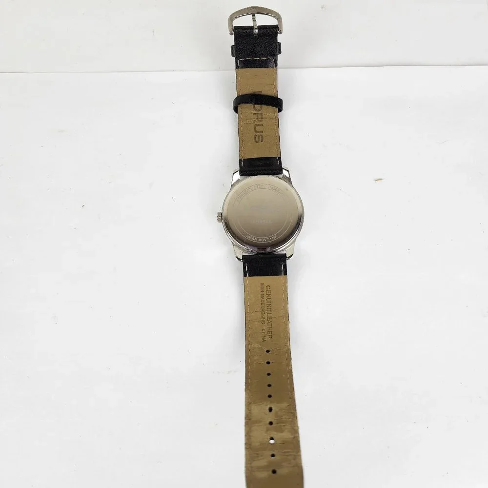 Lorus quartz date